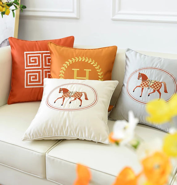 Modern Decorative Throw Pillows, Horse Decorative Throw Pillows for Couch, Embroider Horse Pillow Covers, Modern Sofa Decorative Pillows-Grace Painting Crafts