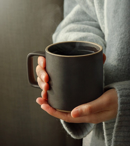 Large Capacity Coffee Mugs, Unique Tea Cup, Large Modern Handmade Pottery Coffee Cup, Creative White Black Ceramic Coffee Mugs-Grace Painting Crafts